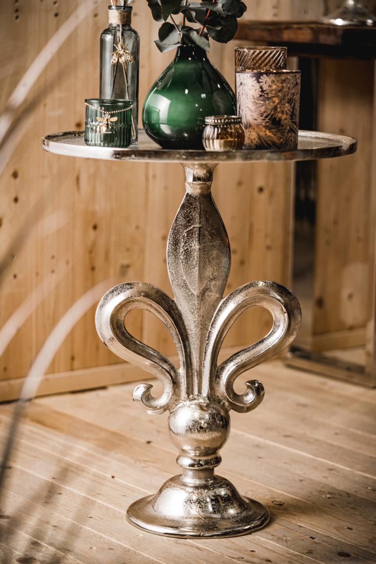 Tich Beistelltisch Couchtisch Lilie Silber aus Metall