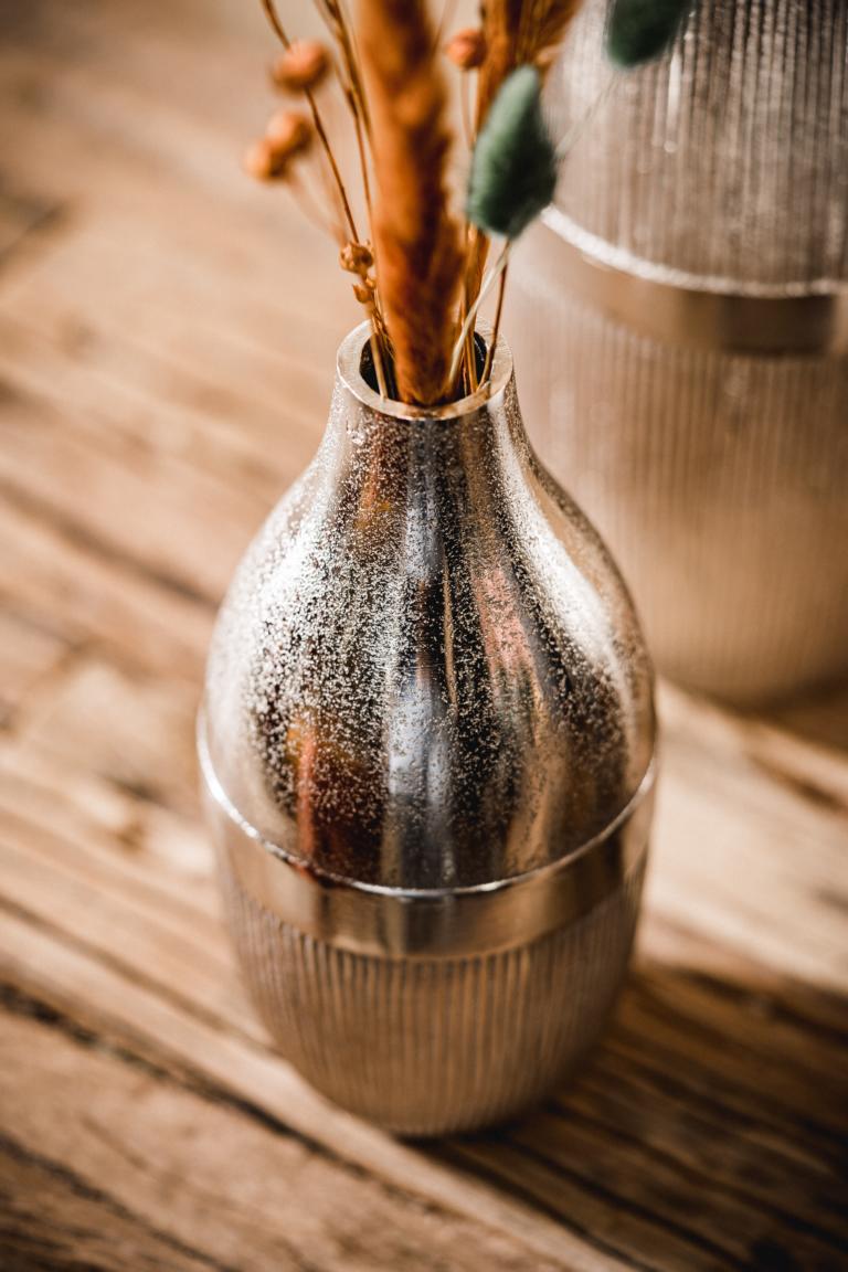 Moderne Vasen 3er Set aus Metall in der Farbe Silber